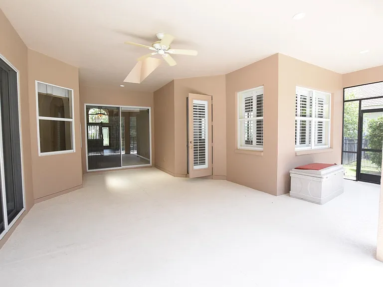 1036 Shadowmoss Cir — Photo 24