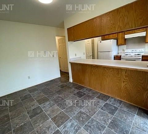 4th image of 3028 Albacore Cir #F17