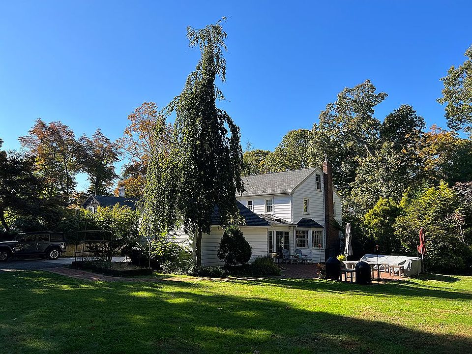 1st image of 187 Landing Ave