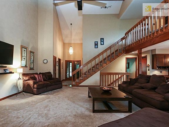 5th image of 7031 Clairborne Ct