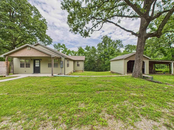 64 Old Tracy Rd, Mountain Home, AR 72653