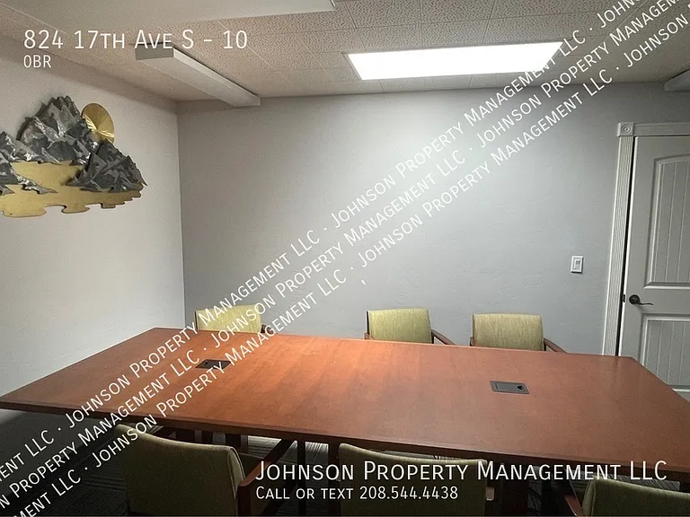 824 17th Ave S #10 — Photo 6