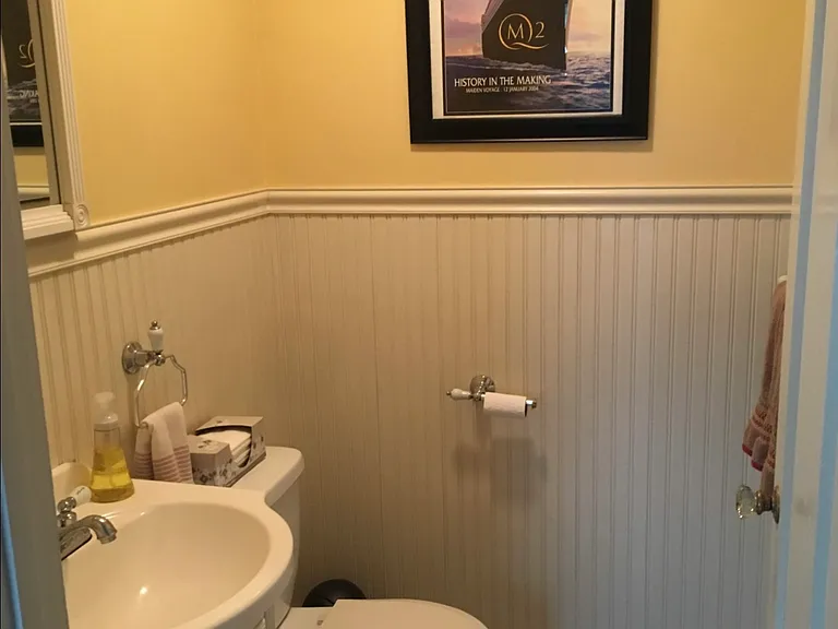 82 Gibbs Ave — Photo 12