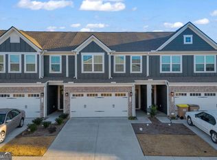 192 Salt Lake Ln, Hoschton, GA 30548