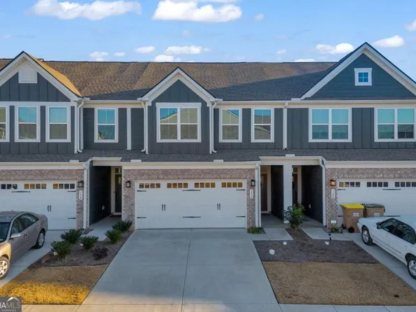 192 Salt Lake Ln, Hoschton, GA 30548