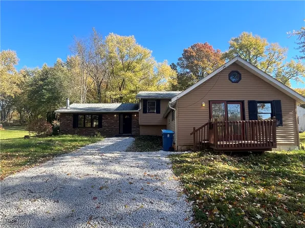 3273 S Jasmine Ave, Akron, OH 44319