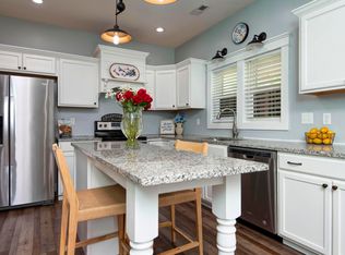 1876 N Robberson Ave, Springfield, MO 65803