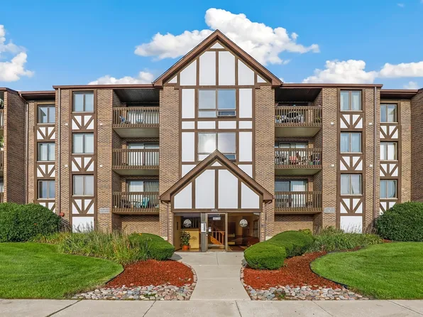 10320 Central Ave APT 207, Oak Lawn, IL 60453