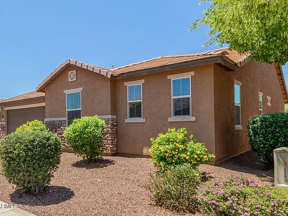 4th image of 6710 S 76TH Drive