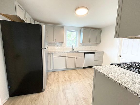 2nd image of 37 Belmont Ave #39