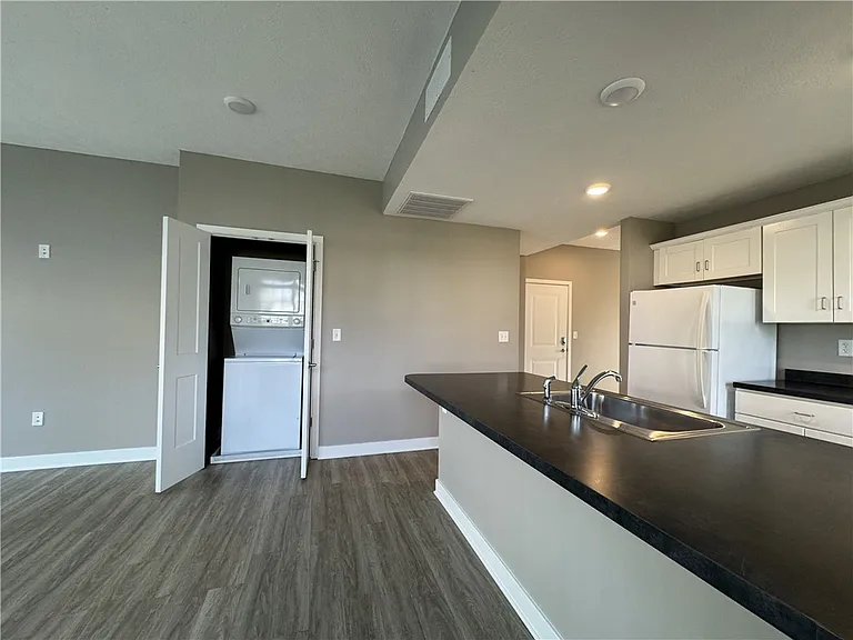 29 Green Spring Ln — Photo 10