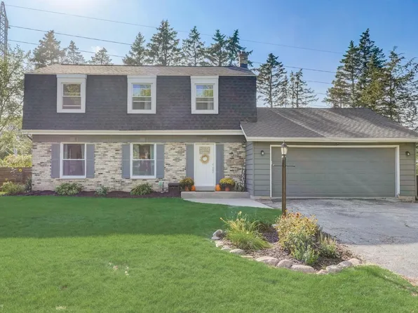 8057 North Cedarburg ROAD, Milwaukee, WI 53209