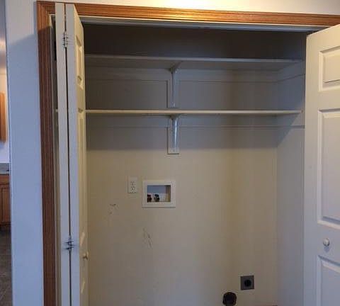Washer Dryer hookups
