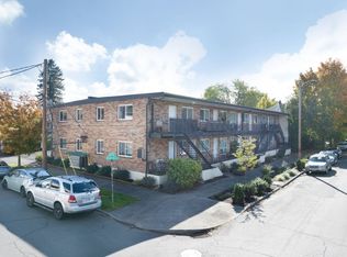 130 NE 17th Ave APT 12, Portland, OR 97232