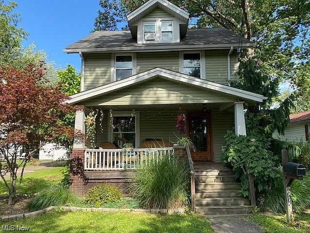 1st image of 915 Perkinswood Blvd SE