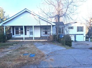 308 & 310 College St, Newport, TN 37821