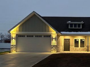 1768 Creekside Ct, Sidney, OH