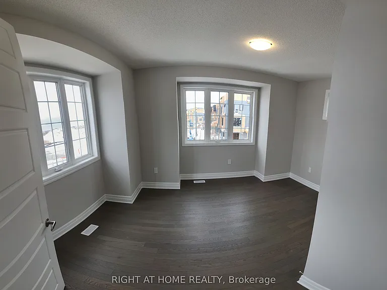 3048 John McKay Blvd — Photo 33