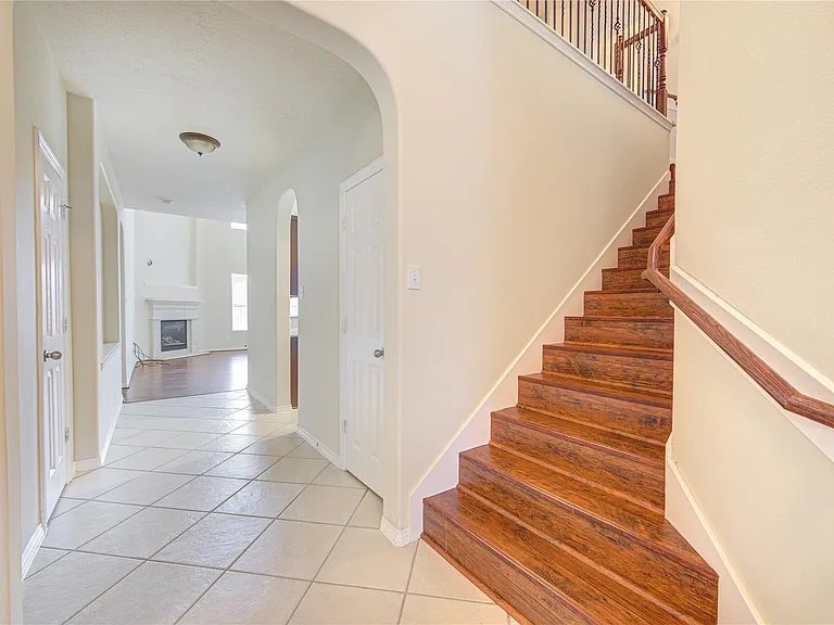 5007 Jade Cove Ct — Photo 10