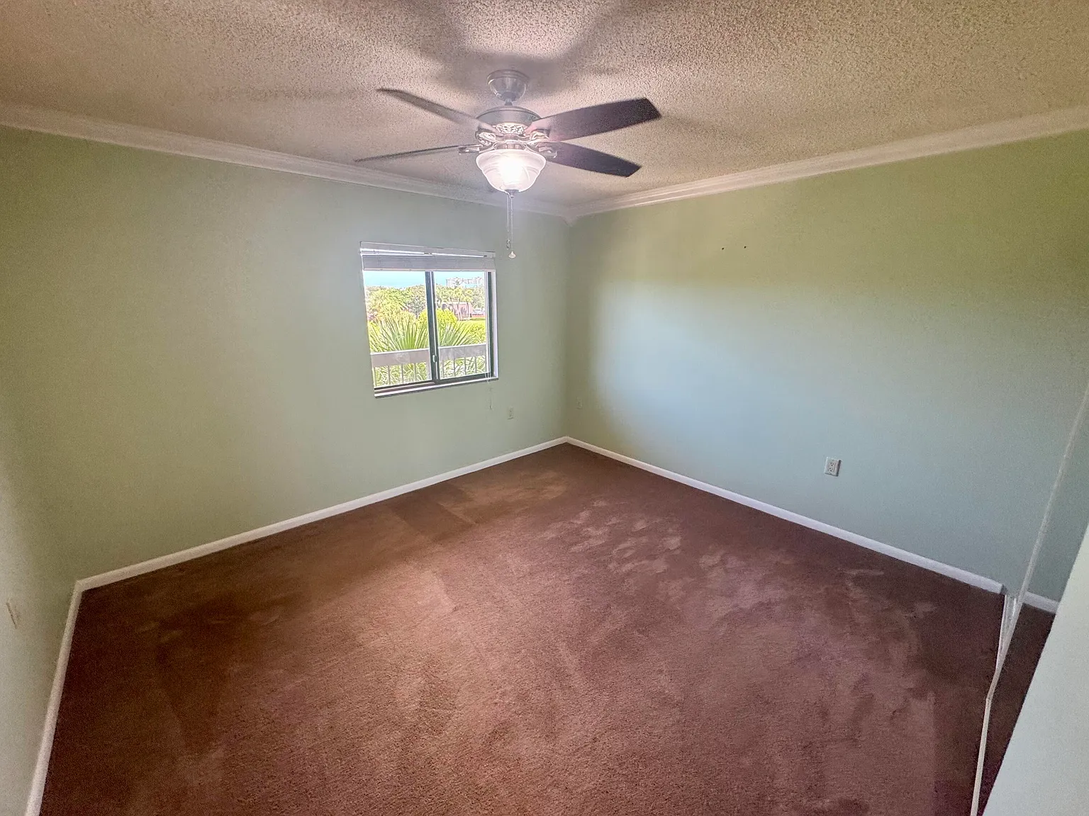 2 bed, 2.0 bath, 1385 sqft, $3,600 — Photo 2