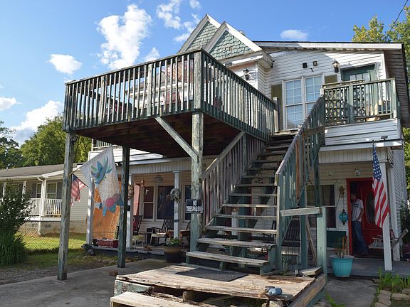 2nd image of 416 Winchester Ave