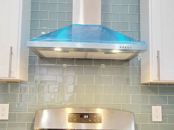 2703 Kennedy Boulevard image 2 of 11