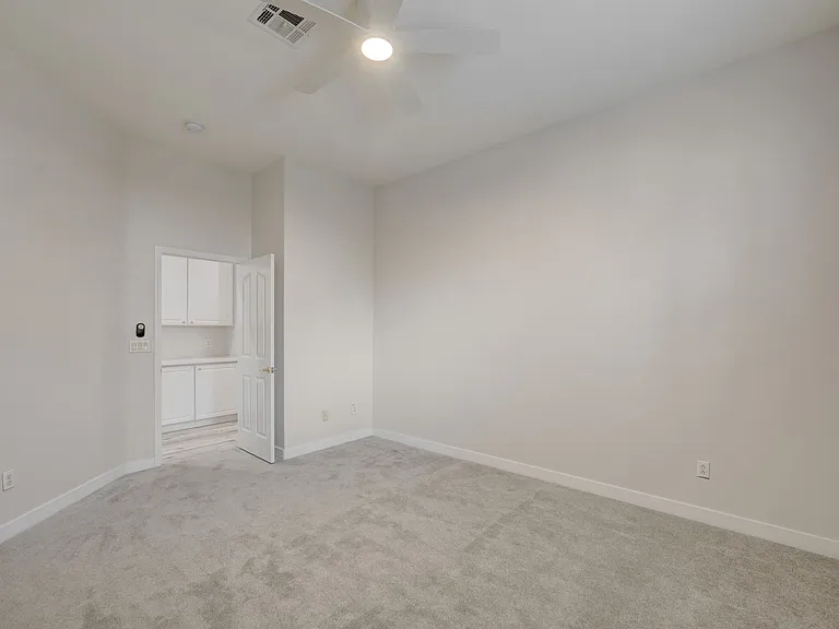 10549 Caldbeck Pl — Photo 40