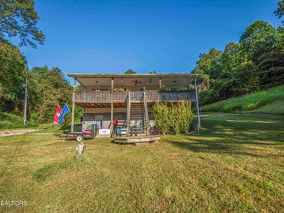 3rd image of 640 Ousley Ln