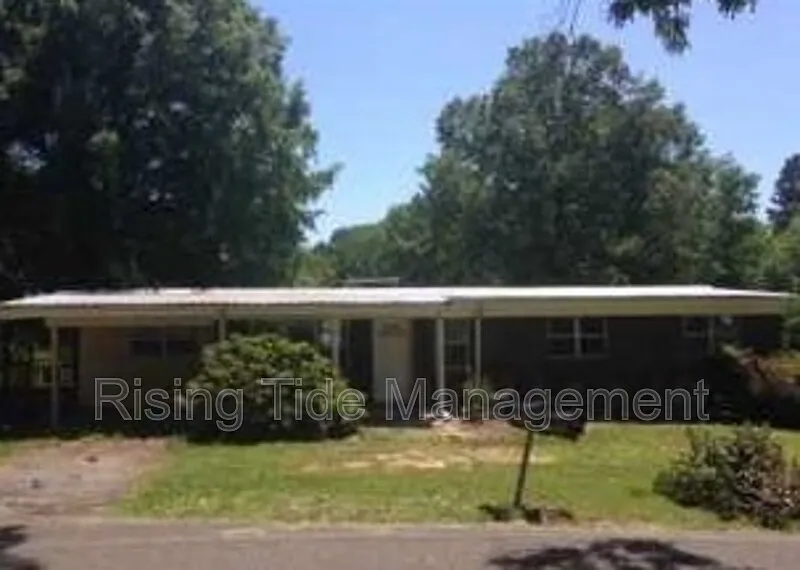 405 Minor Rd