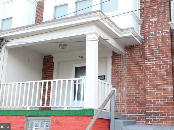 616 Larne Pl, Darby, PA 19023