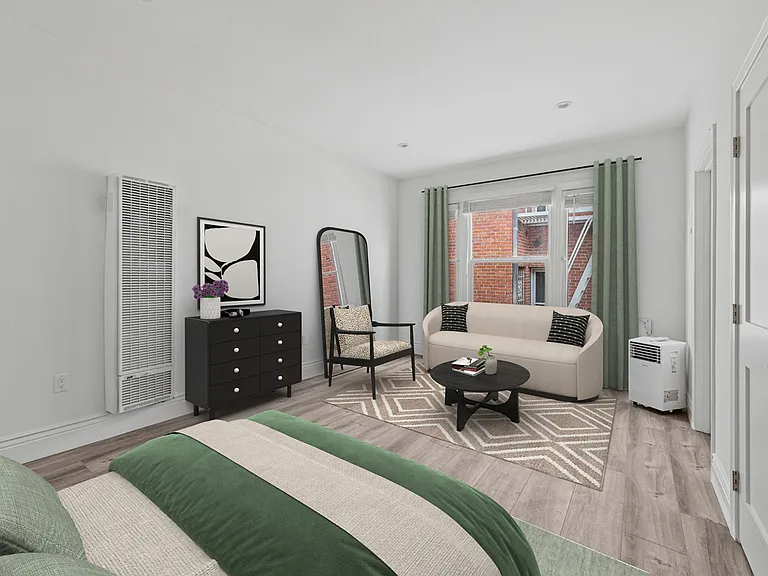 Cahuenga Apartments — Photo 13