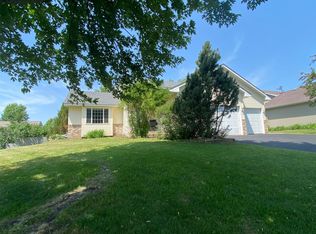2121 Fillmore St S, Cambridge, MN 55008