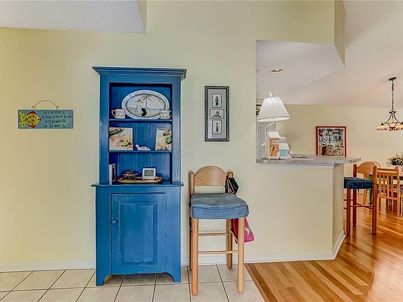 3rd image of 5017 Summer Beach Blvd