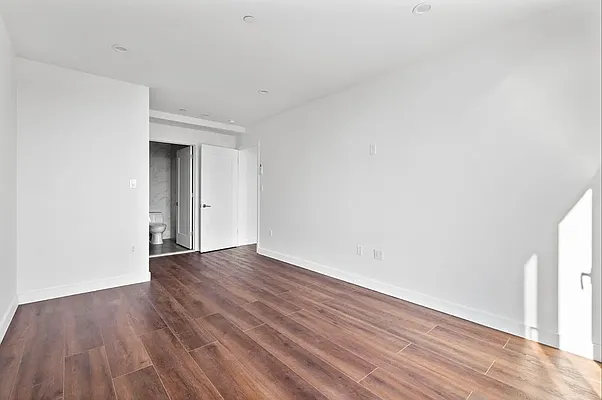 Rented by Living New York | media 32