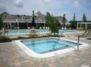 65 Encore Blvd, Eastport, NY 11941