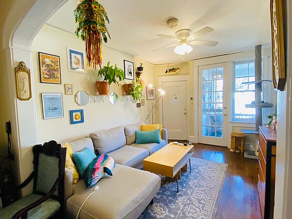 5th image of 2327 Floyd Ave APT 2