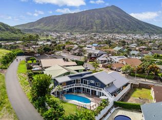6815 Niumalu Loop, Honolulu, HI 96825