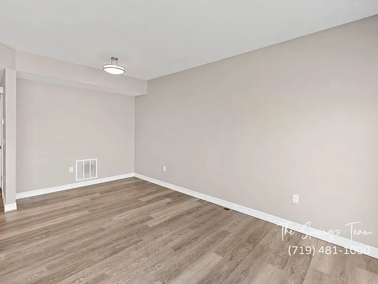 748 Brambleberry Hts — Photo 20
