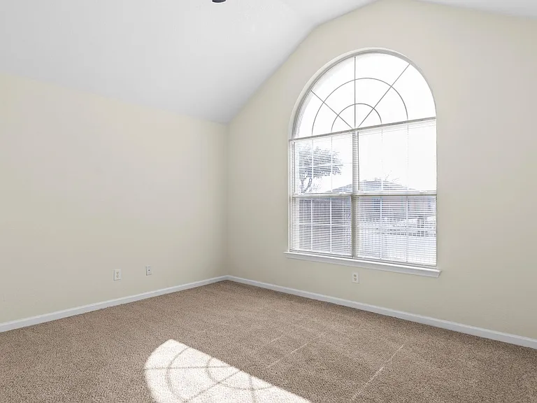3411 Avoca Dr — Photo 15