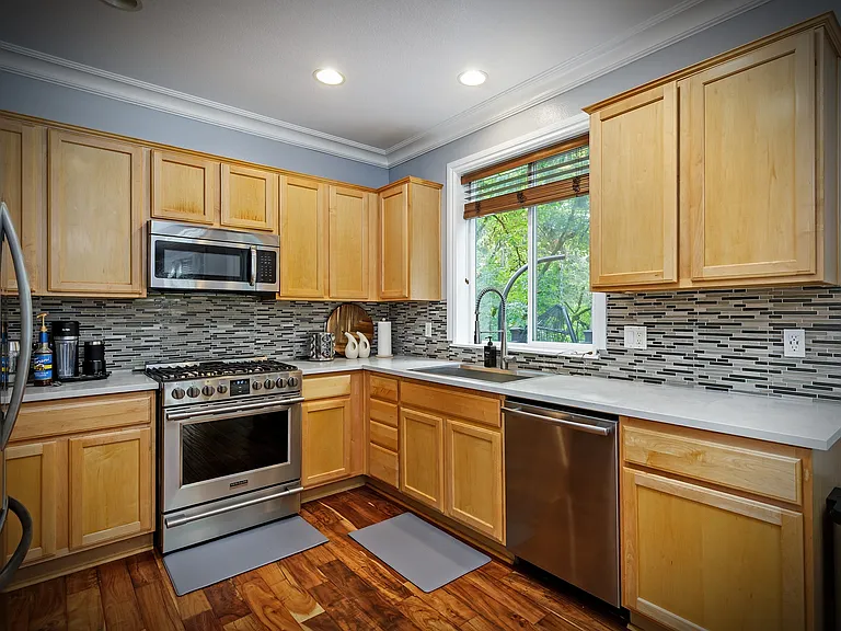 3541 SW Wonderview Ave #7/3 — Photo 11