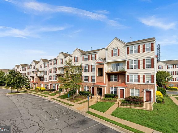 3rd image of 13384 Spofford Rd APT 102