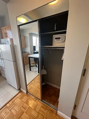 Rented by Maidman Realty Group LL | media 8