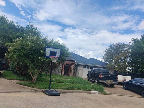 2nd image of 16147 Cerca Blanca Dr