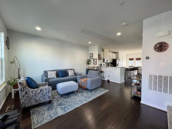 2nd image of 4564 Tinder Box Cir