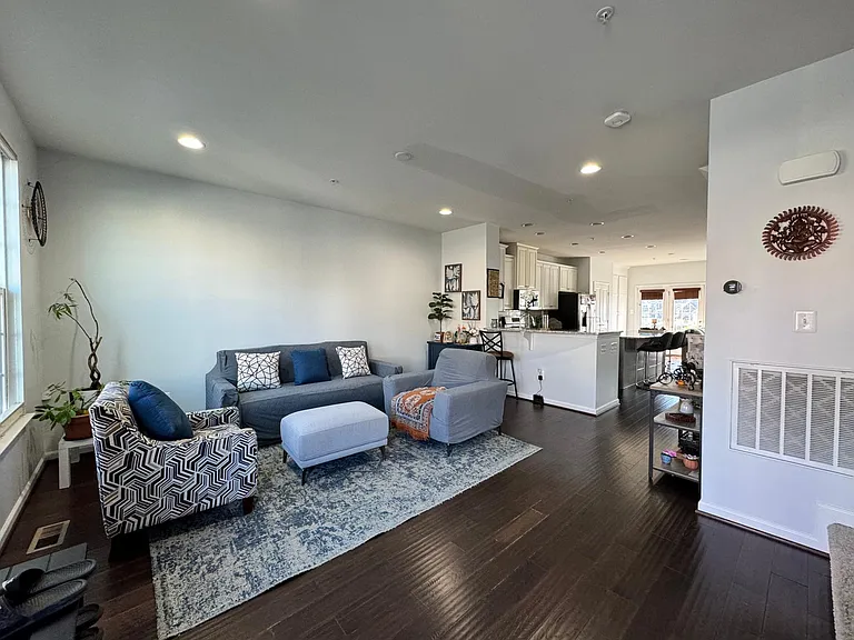 4564 Tinder Box Cir — Photo 2
