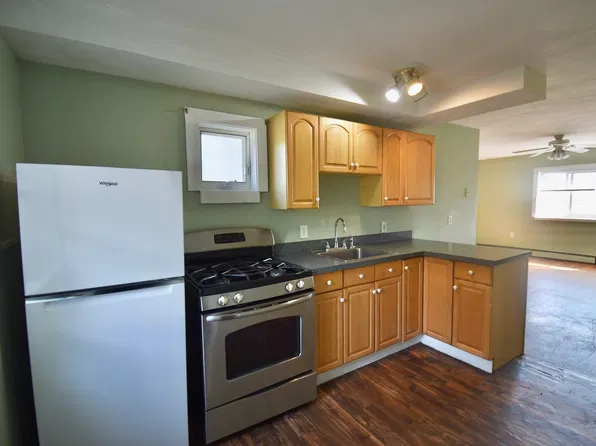 5 Cliff St #4, Beverly, MA 01915