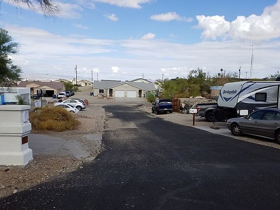 4th image of 1010 Shorewood Pl