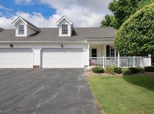6501 Bayside Dr, Madison, OH 44057