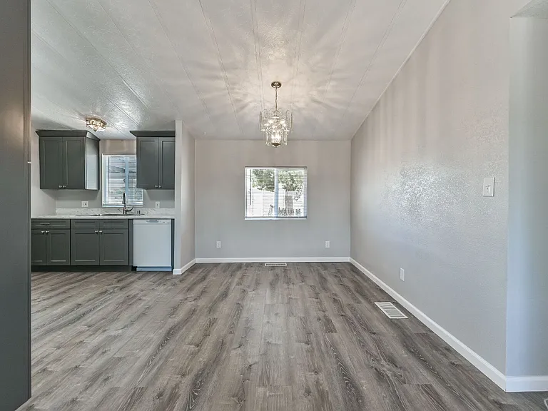 4453 Maia Way — Photo 17