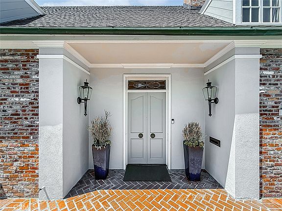 3rd image of 4217 Cedar Ave